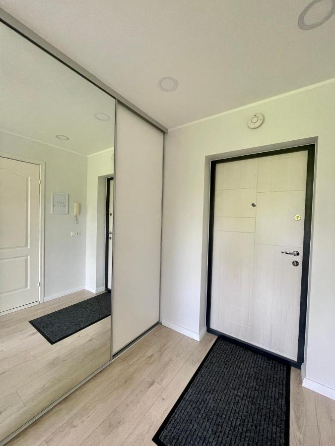 Studio apartment 2 Pärnu Esterno foto